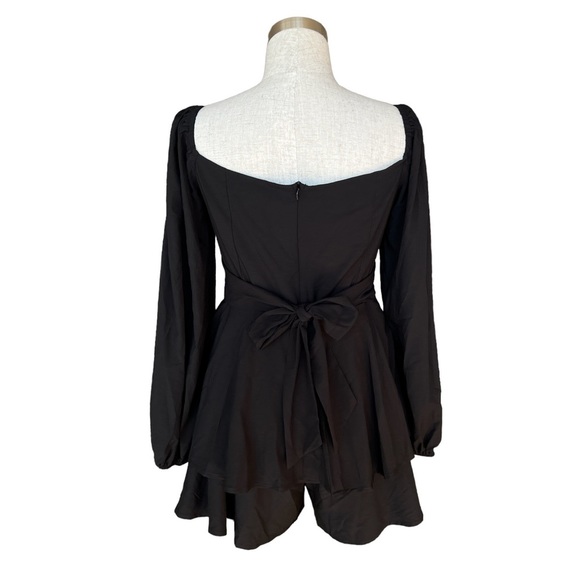 Off-the shoulder Black Romper Back Bow-tie - Picture 2 of 4